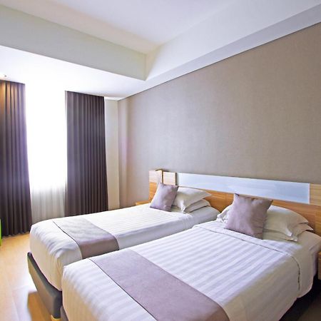 Hotel Fortunagrande Seturan Yogyakarta Maguwo Buitenkant foto