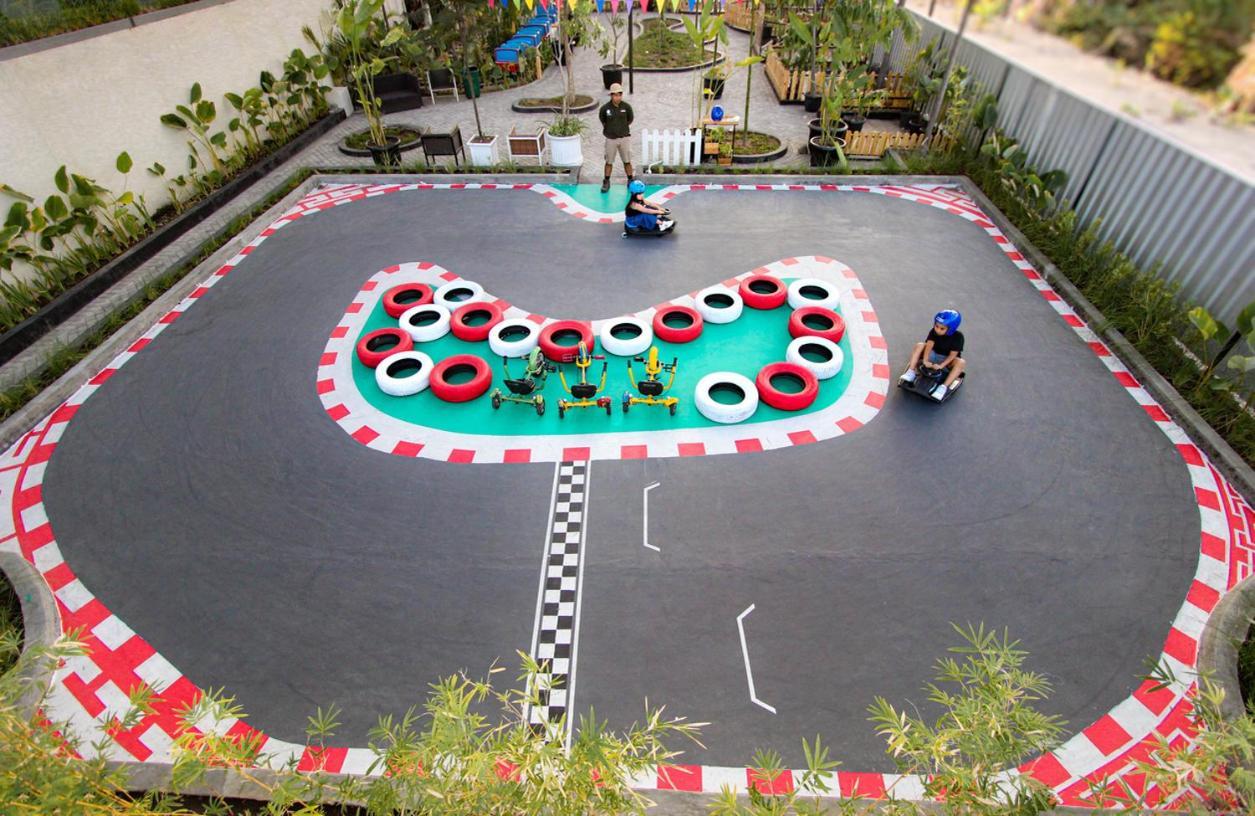Hotel Fortunagrande Seturan Yogyakarta Maguwo Buitenkant foto