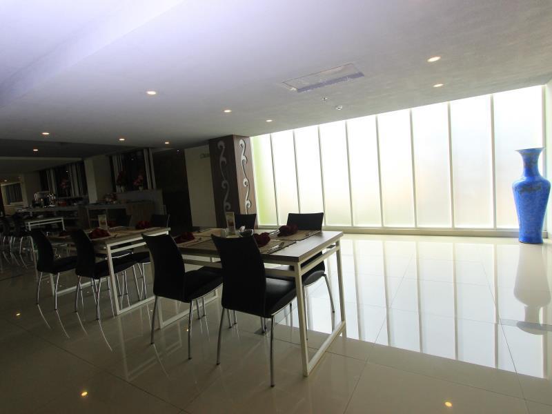 Hotel Fortunagrande Seturan Yogyakarta Maguwo Buitenkant foto